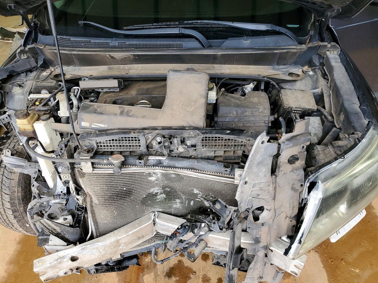 Nissan Pathfinder S