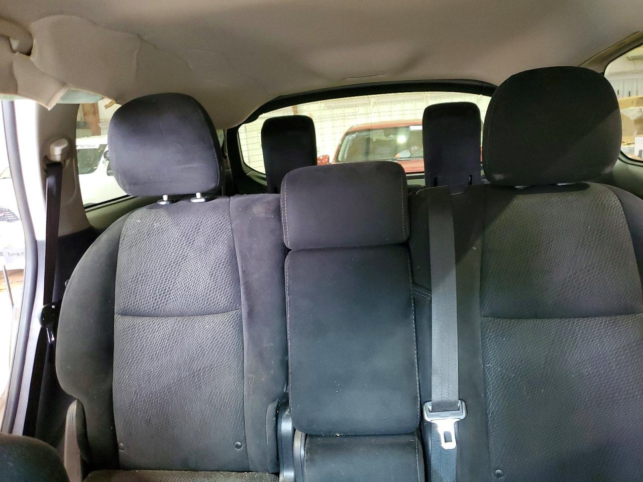 Nissan Pathfinder S