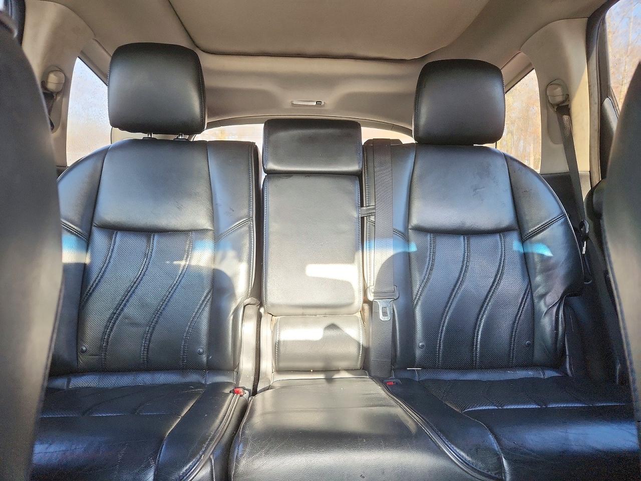 INFINITI JX35 Base
