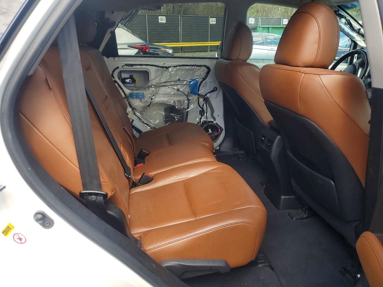Lexus RX Base