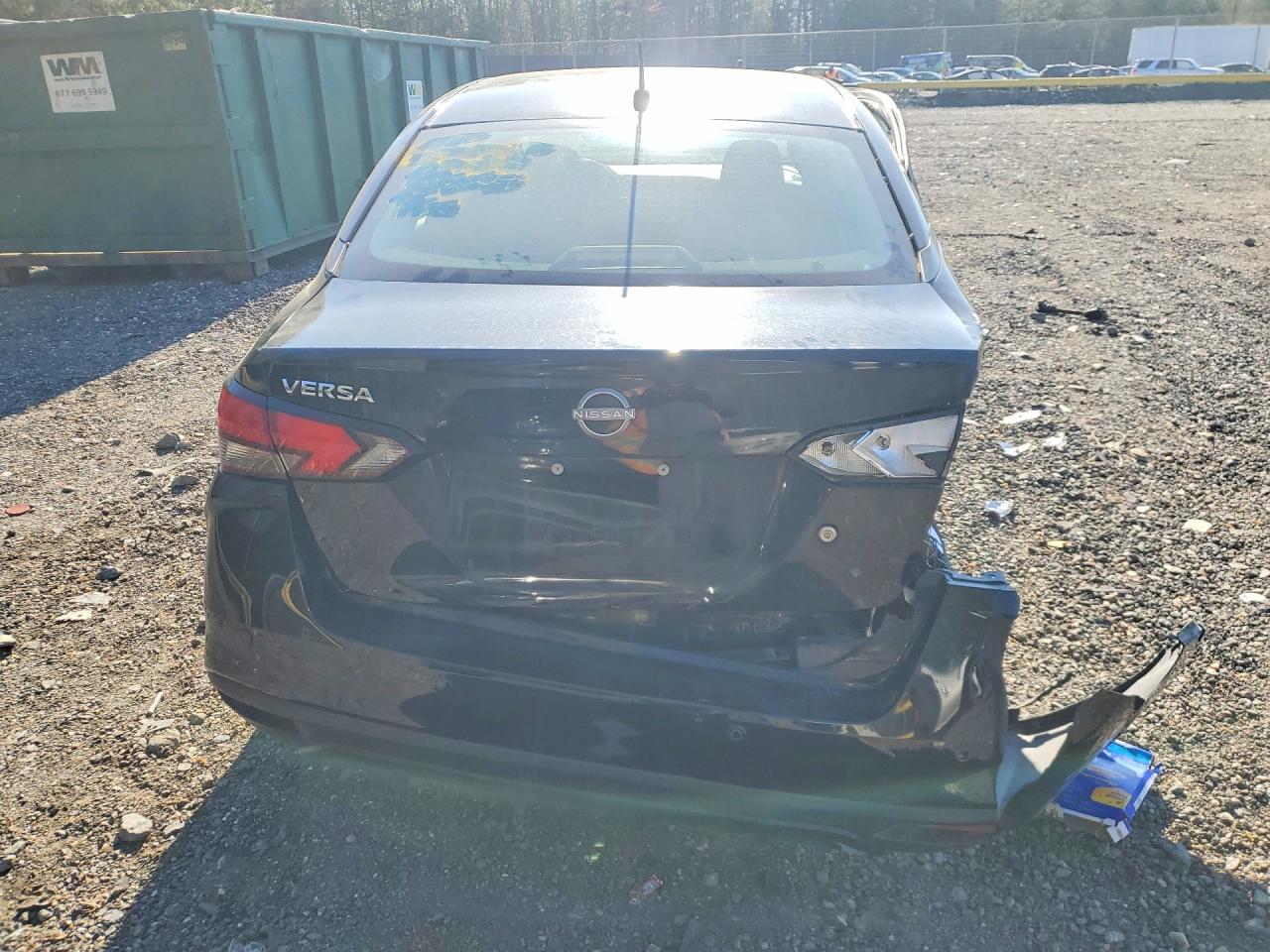 Nissan Versa S