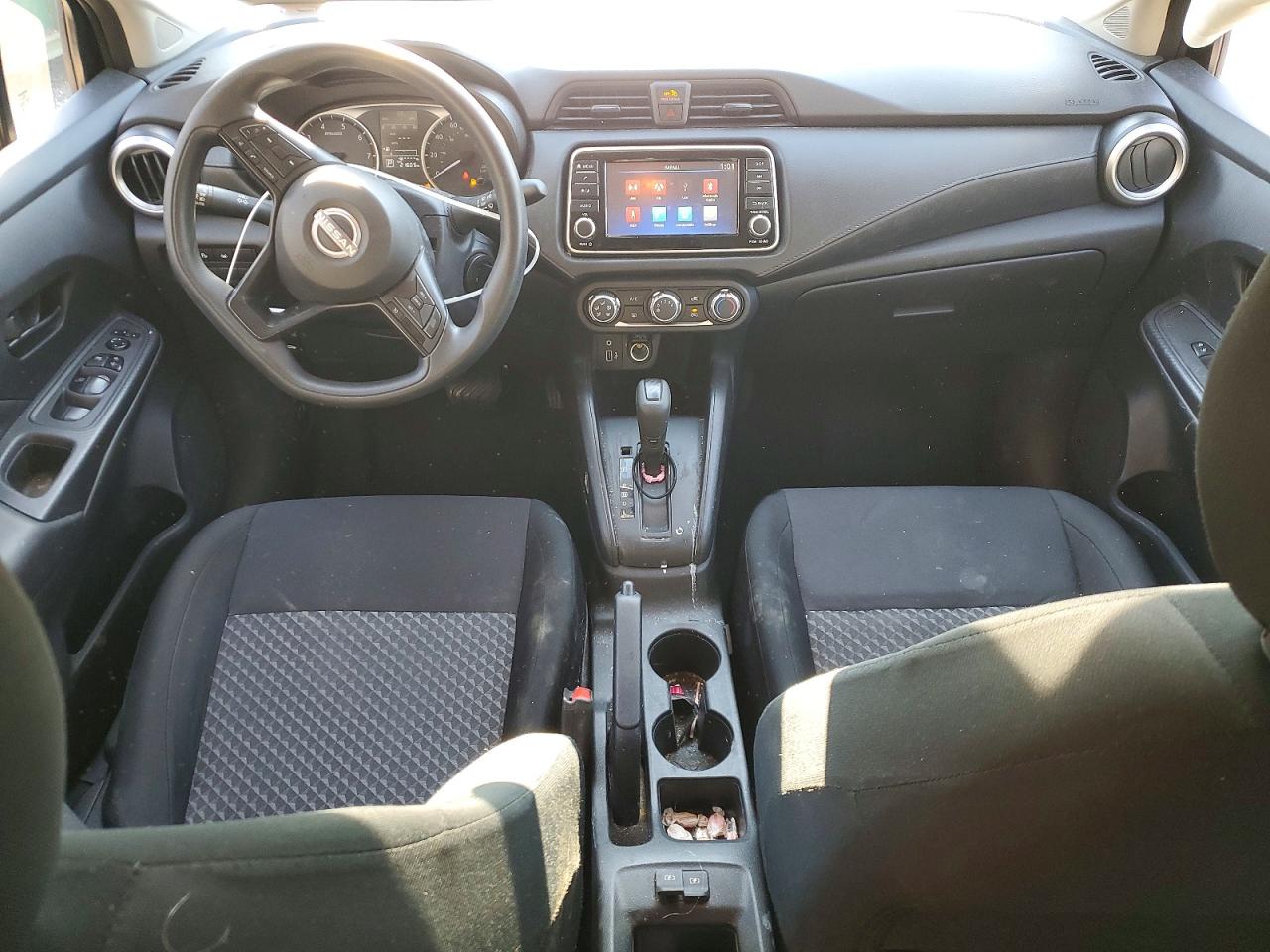Nissan Versa S