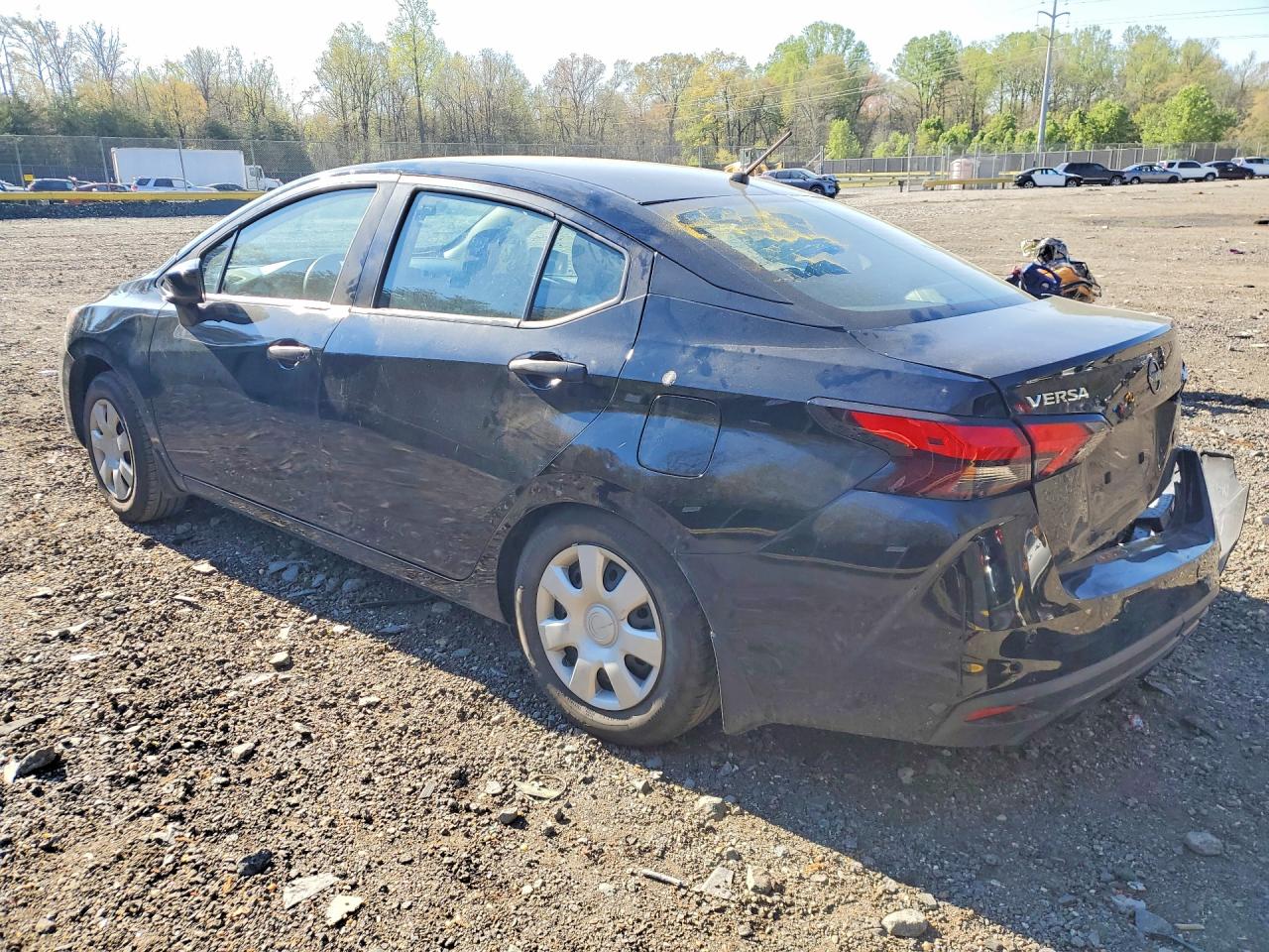 Nissan Versa S