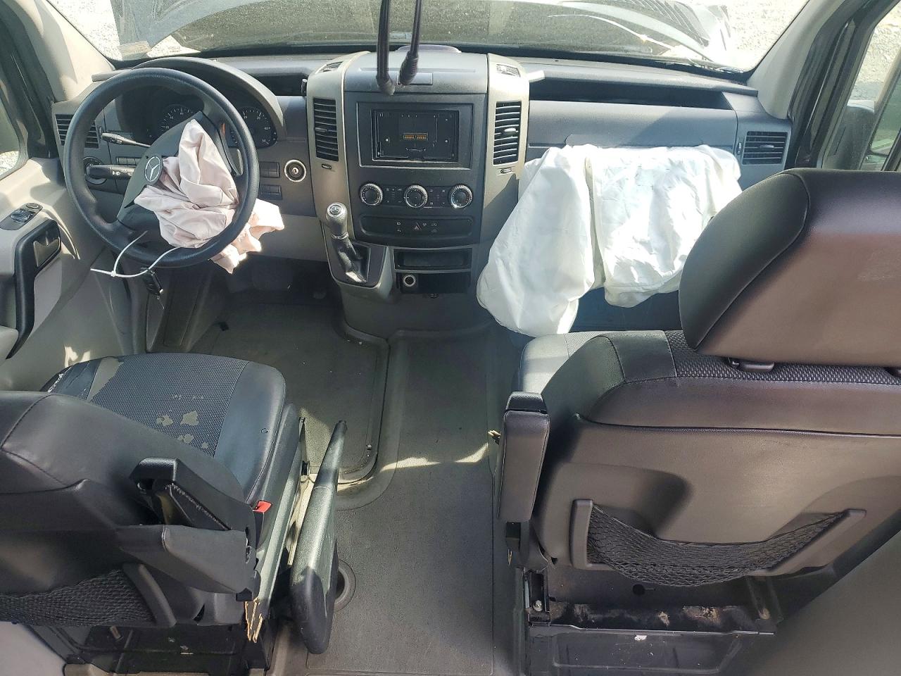 Mercedes-Benz Sprinter 2500