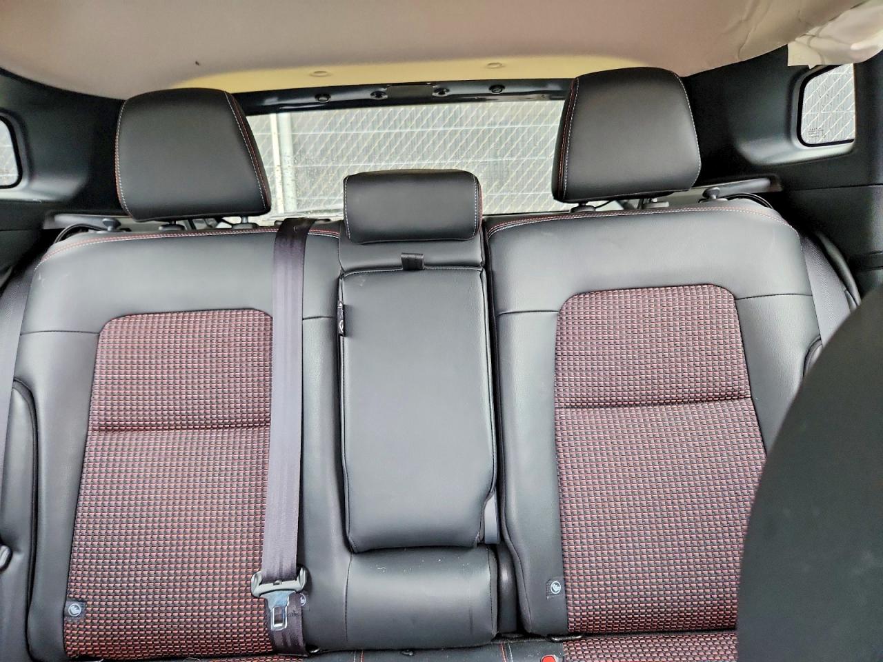 Nissan Kicks Sr