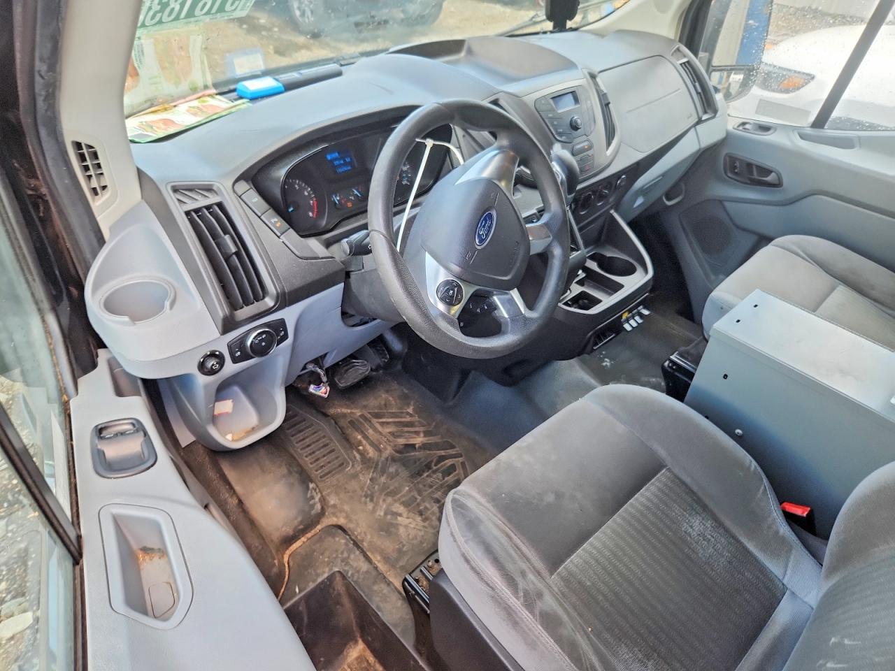 Ford Transit T-250