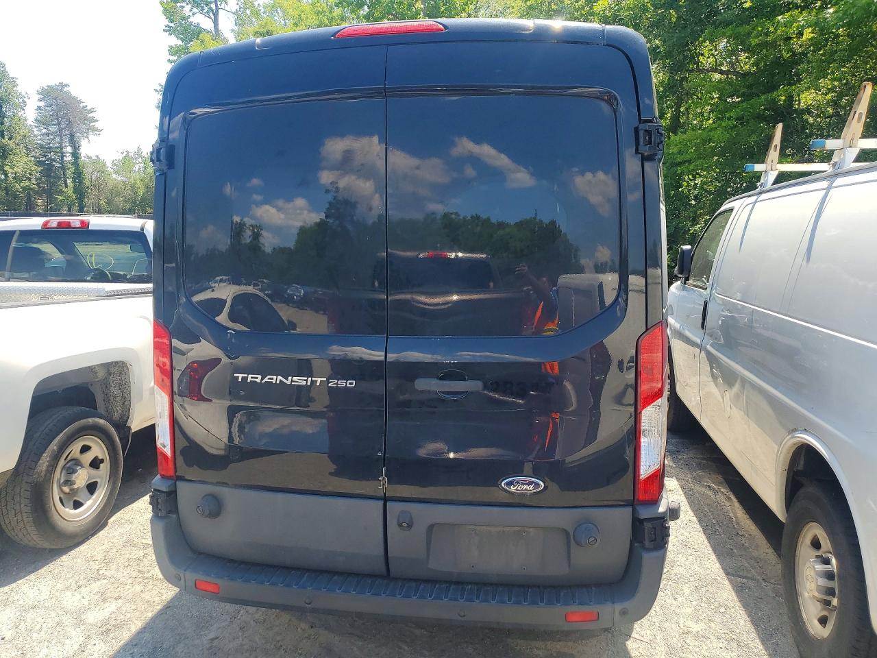 Ford Transit T-250