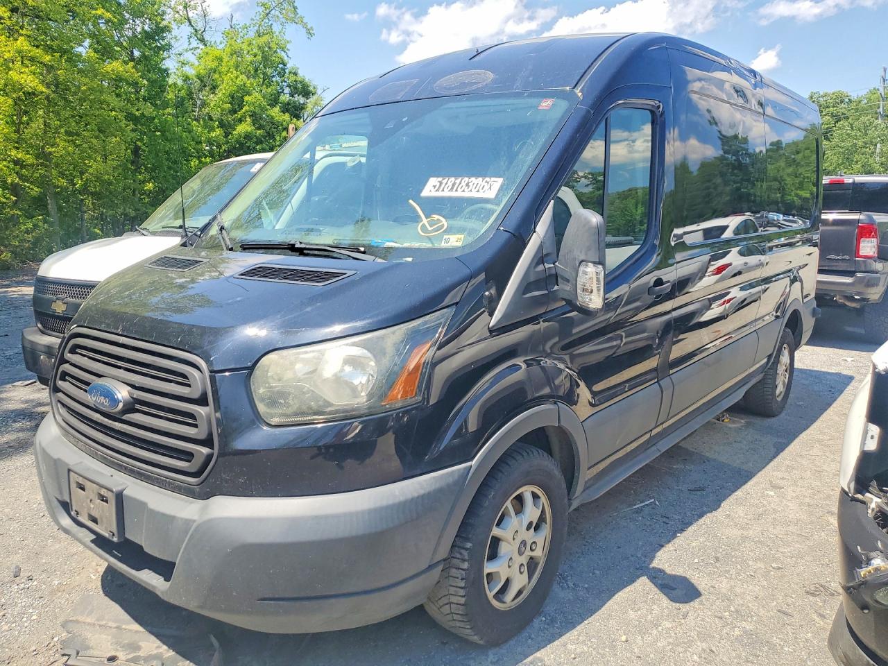 Salvage Ford Transit Image