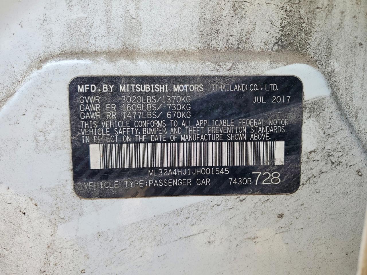 Mitsubishi Mirage Se