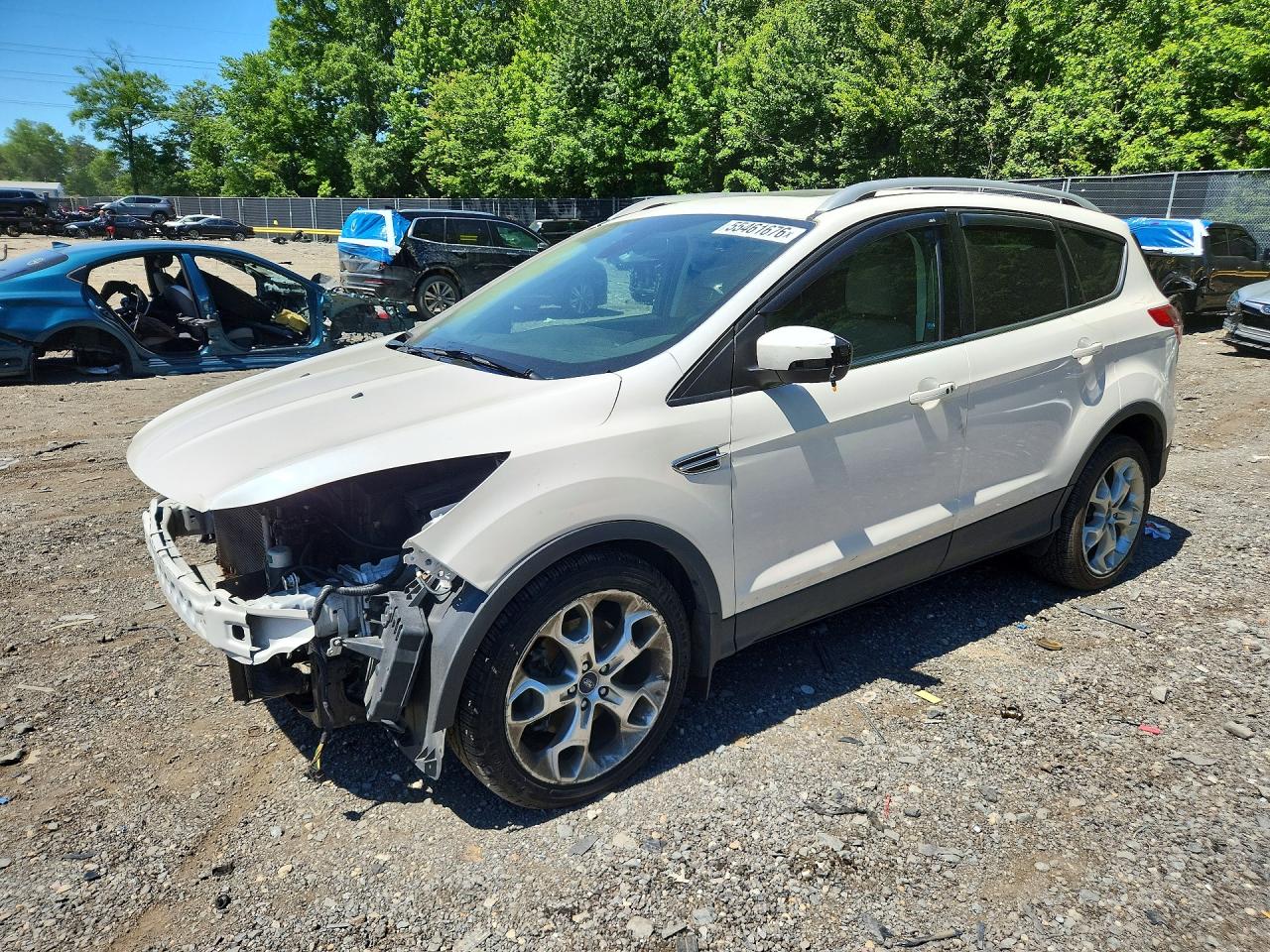 Salvage Ford Escape Image