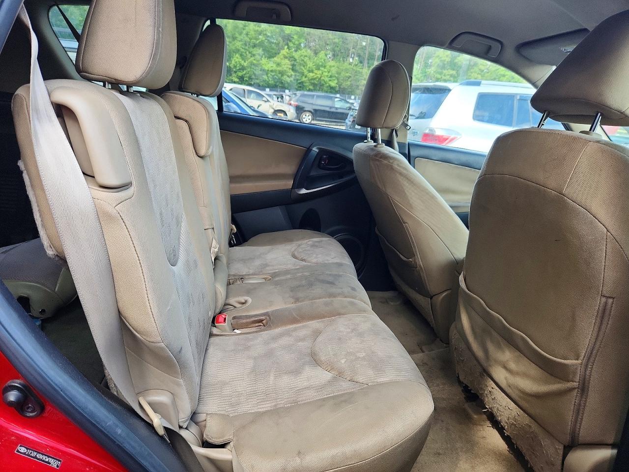 Toyota RAV4 Base
