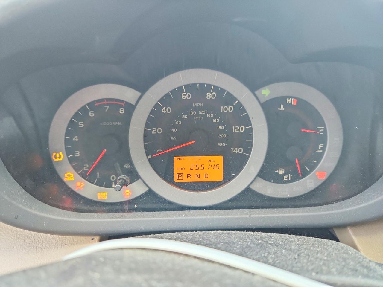 Toyota RAV4 Base