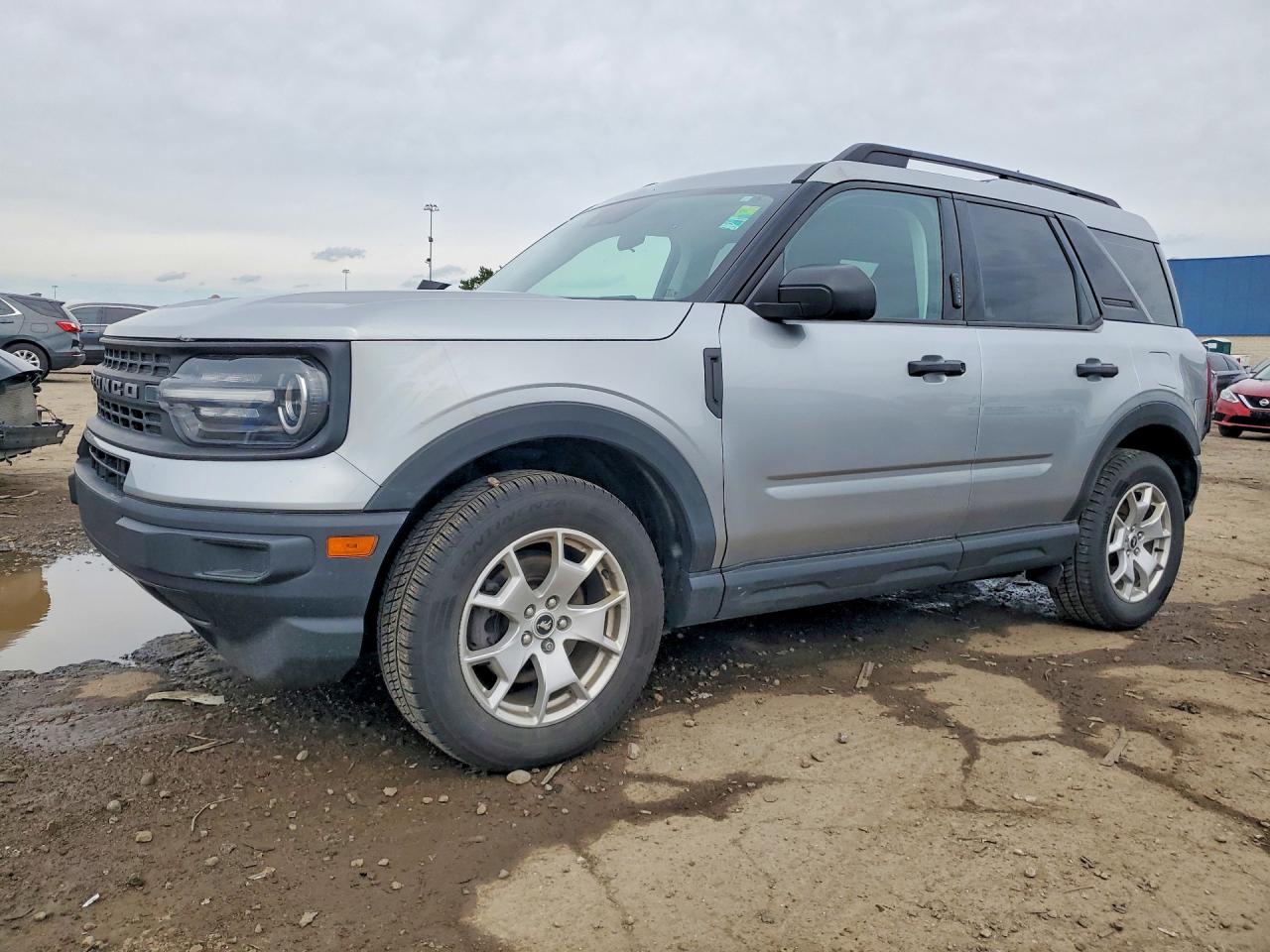 Salvage Ford Bronco Image