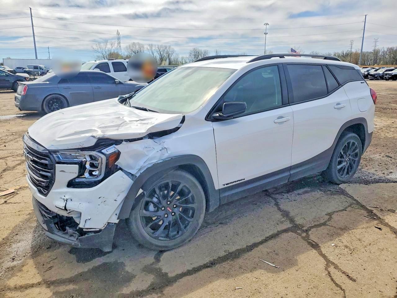 Salvage GMC Terrain Image