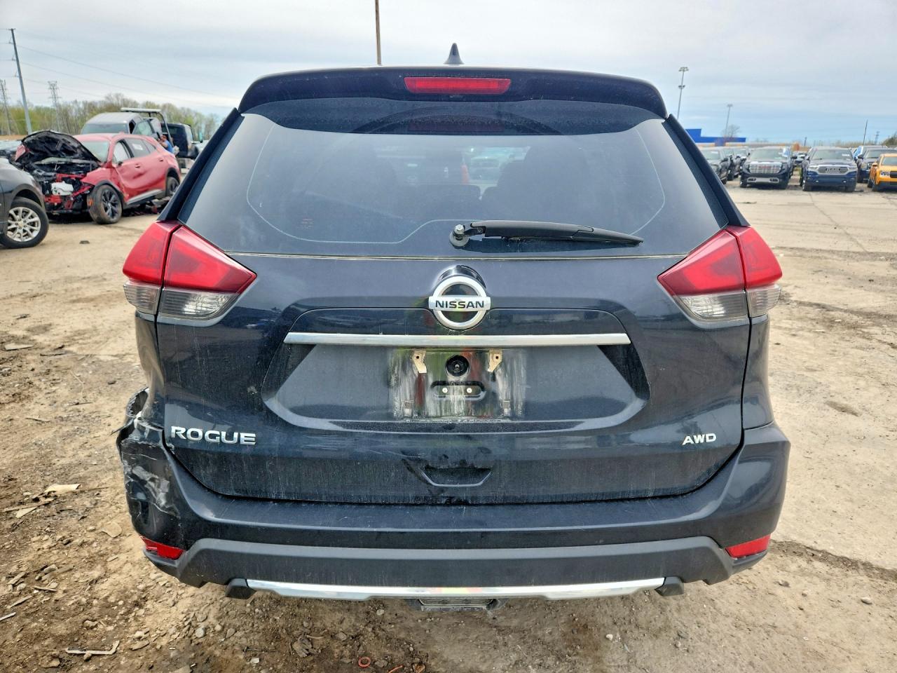 Nissan Rogue S