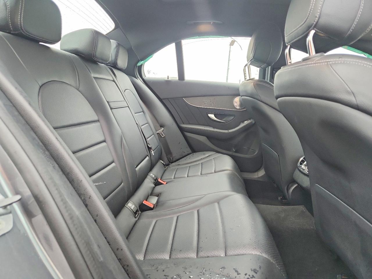 Mercedes-Benz C-Class 300 4matic