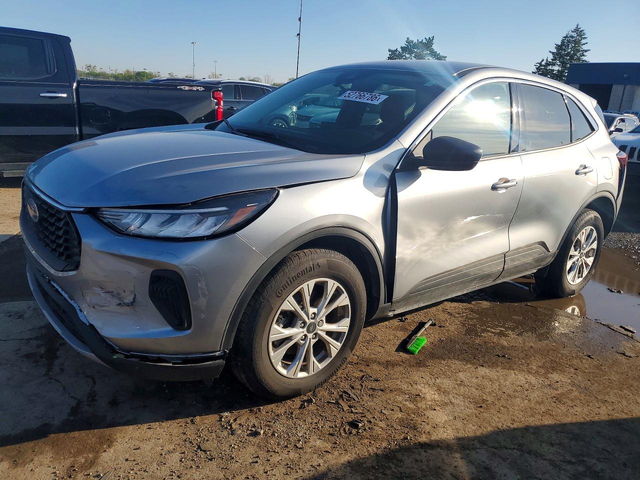 Salvage Ford Escape Image
