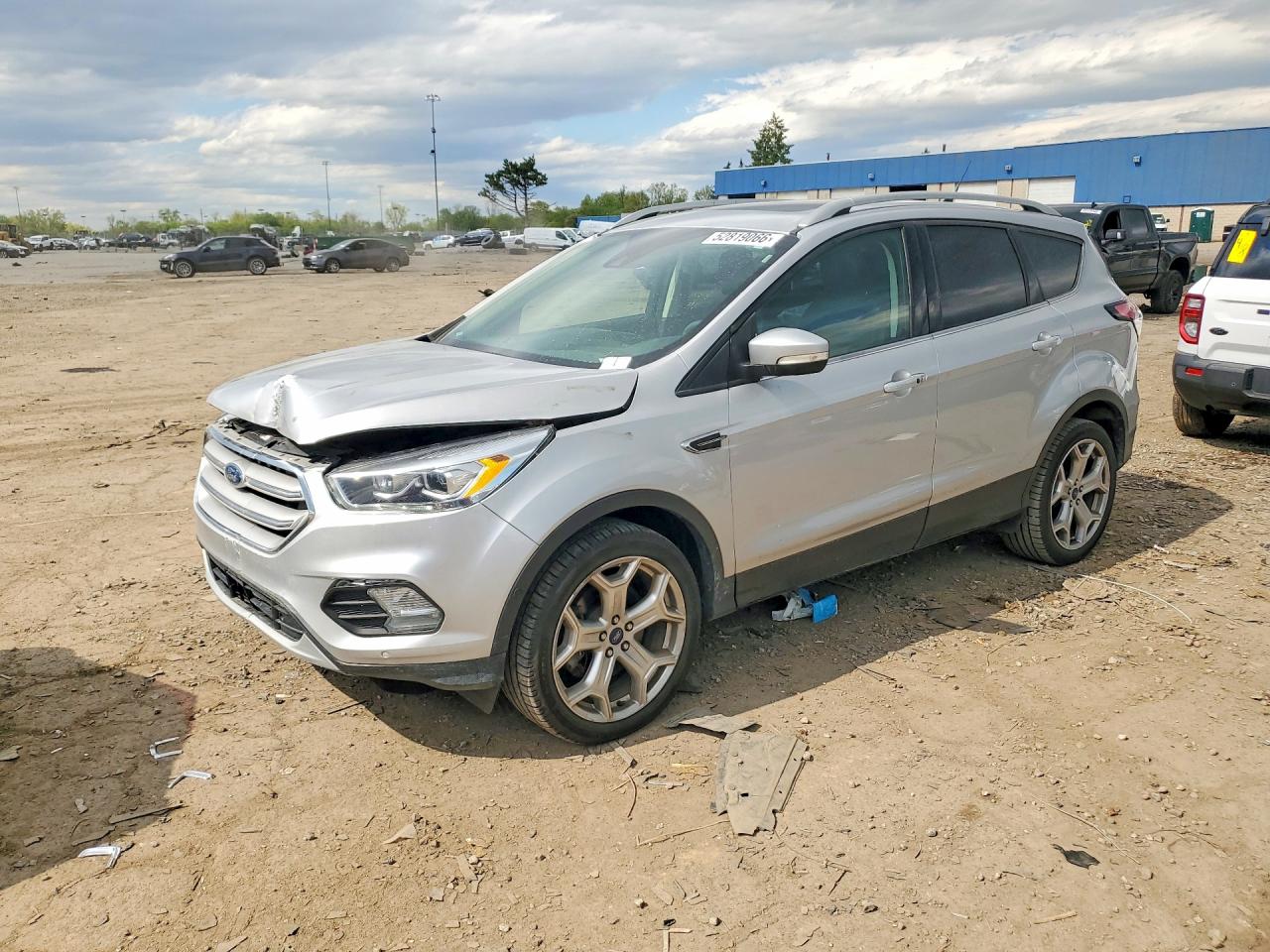Salvage Ford Escape Image