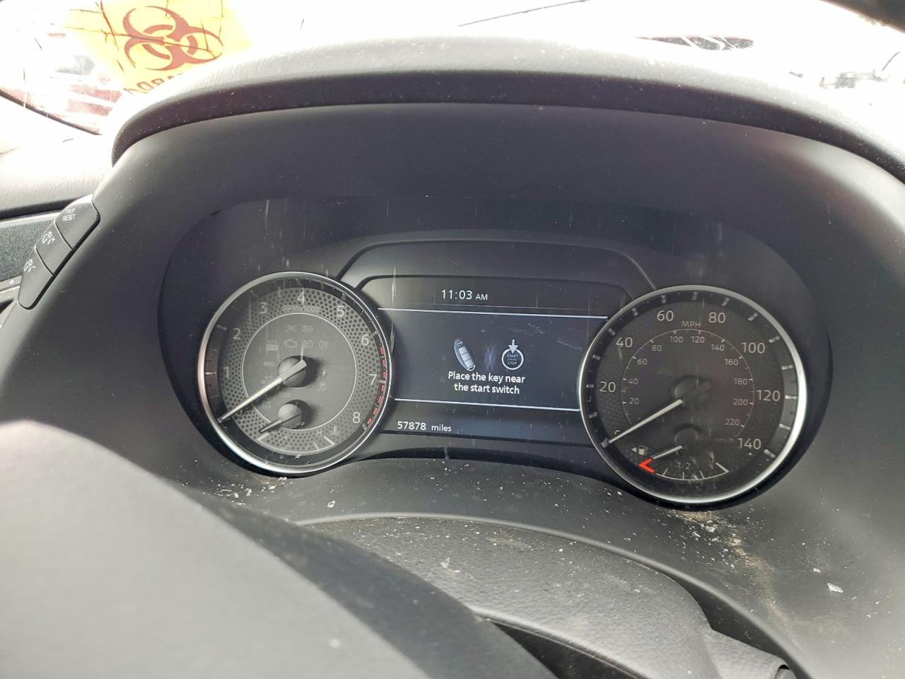 Nissan Armada Sv