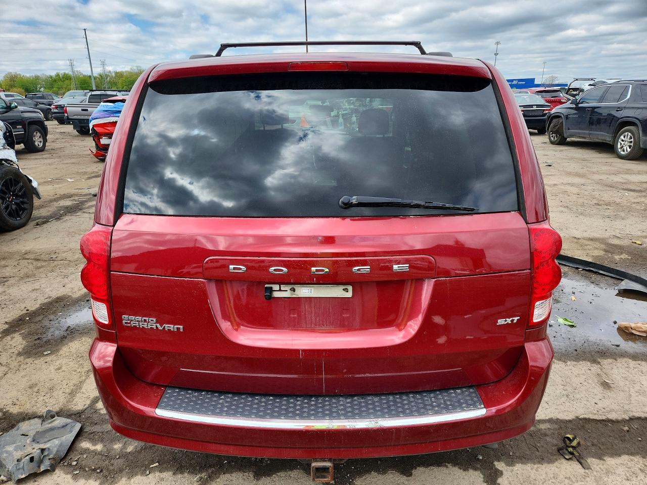 Dodge Caravan Sxt