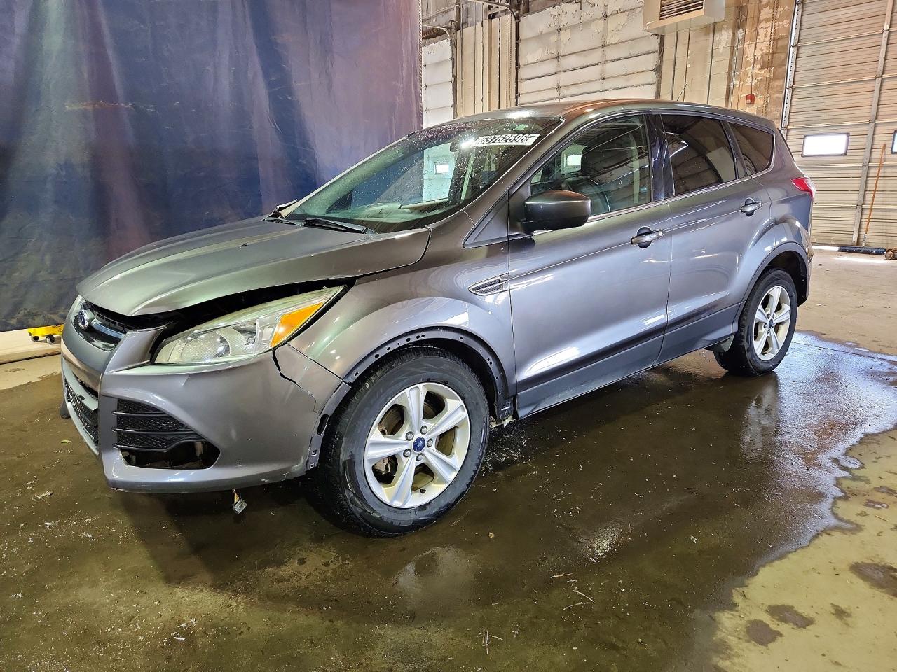 Salvage Ford Escape Image