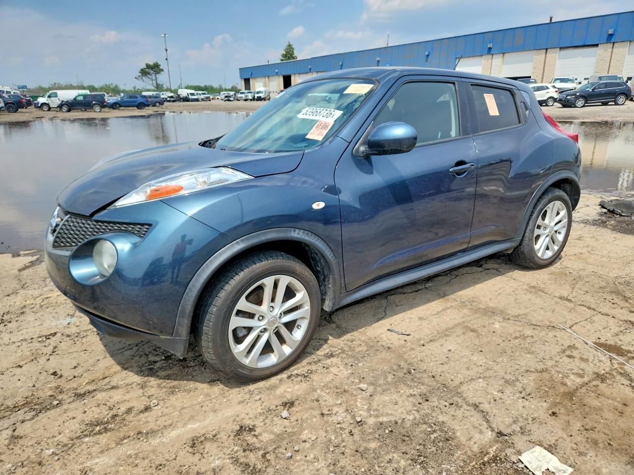 Salvage Nissan JUKE Image