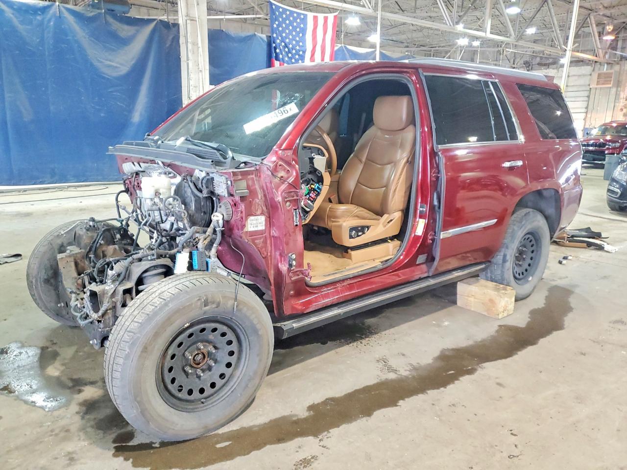 Salvage Cadillac Escalade Image