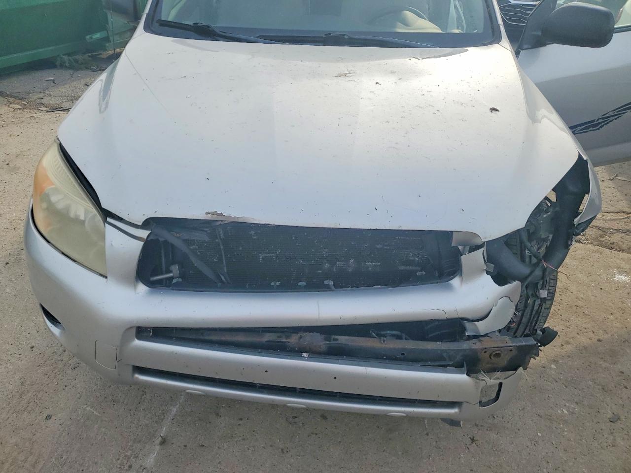 Toyota RAV4 Base