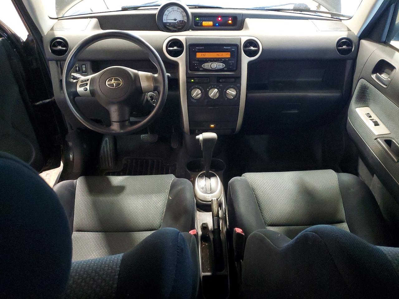 Toyota Scion Xb