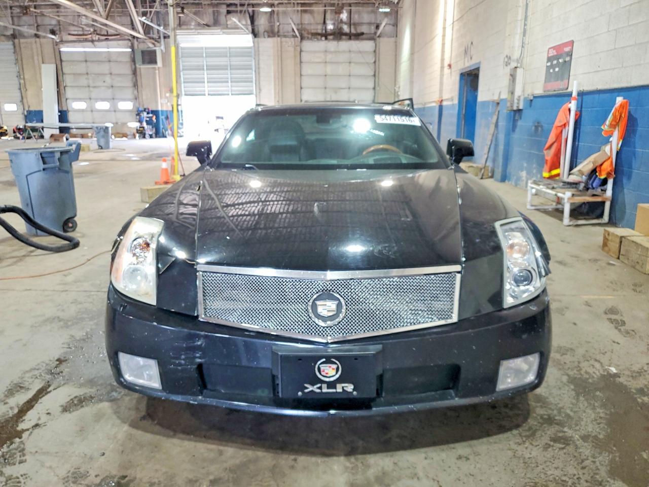 Cadillac XLR