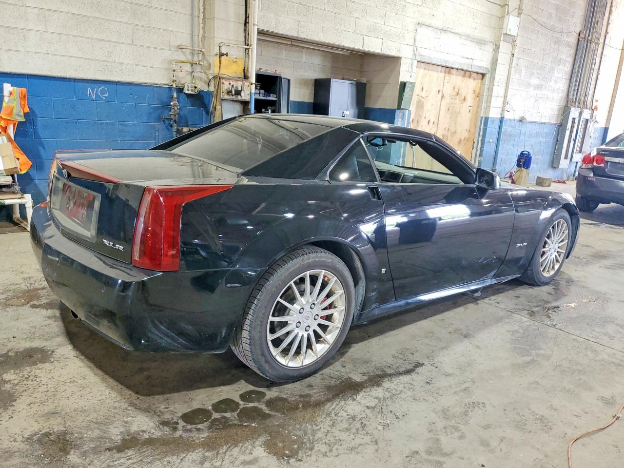 Cadillac XLR