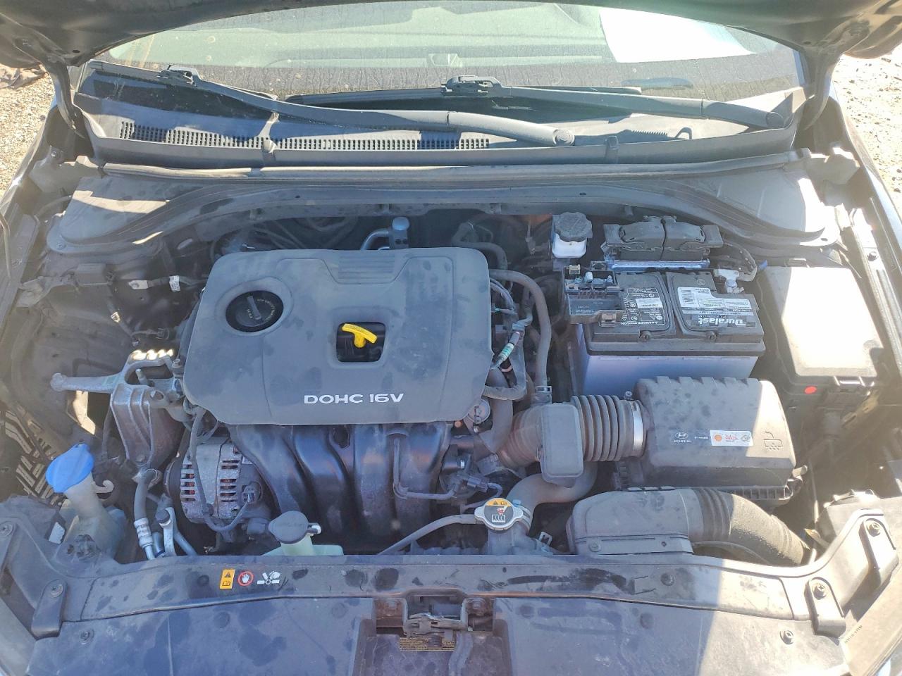 Hyundai ELANTRA Sel