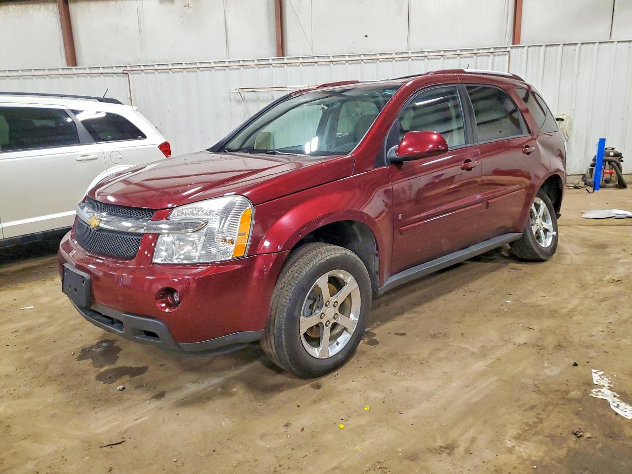 Salvage Chevrolet Equinox Image