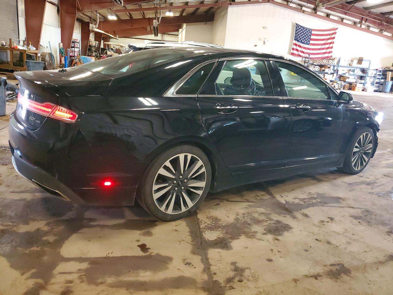 Lincoln MKZ Reserve