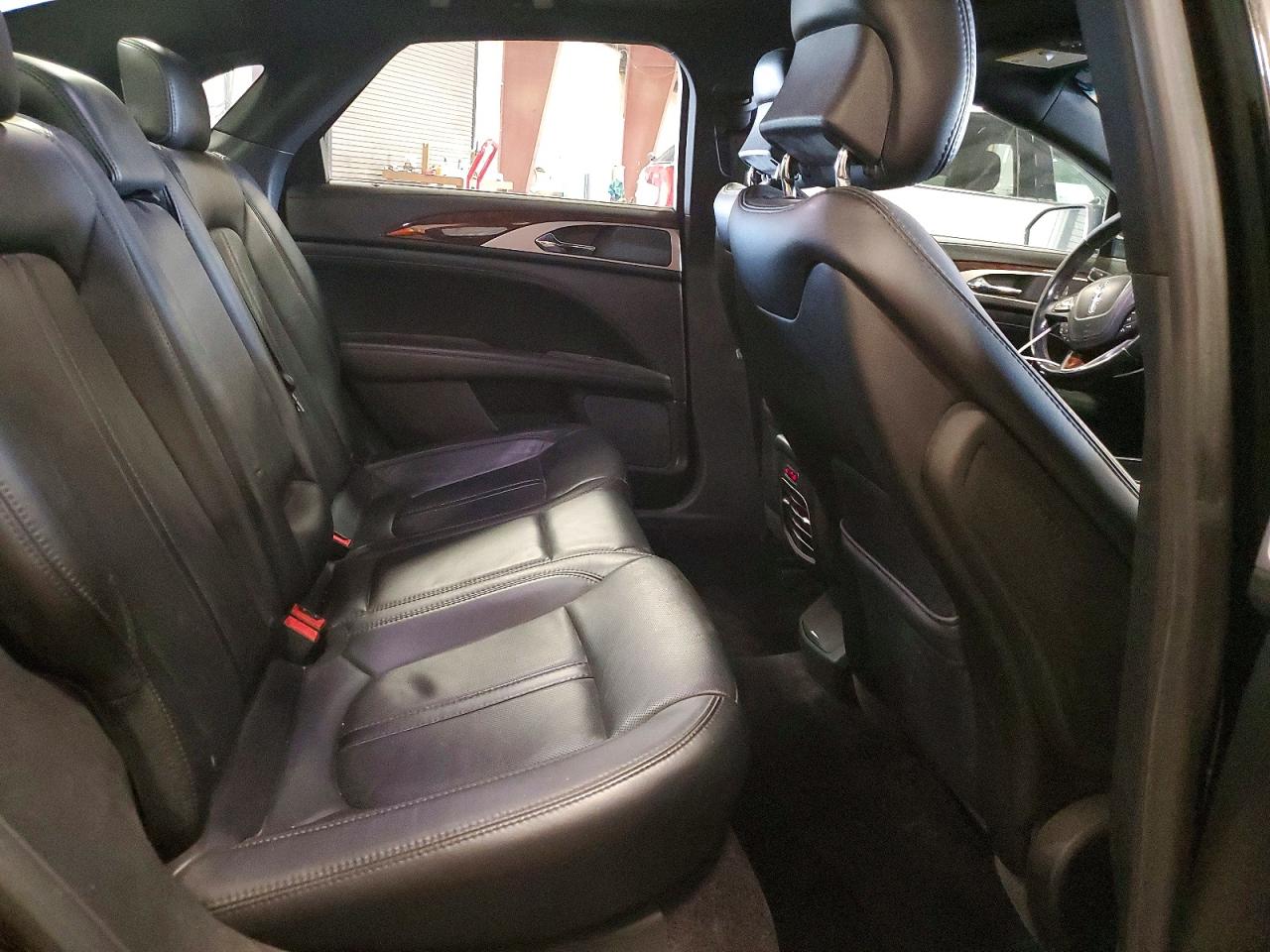 Lincoln MKZ Reserve