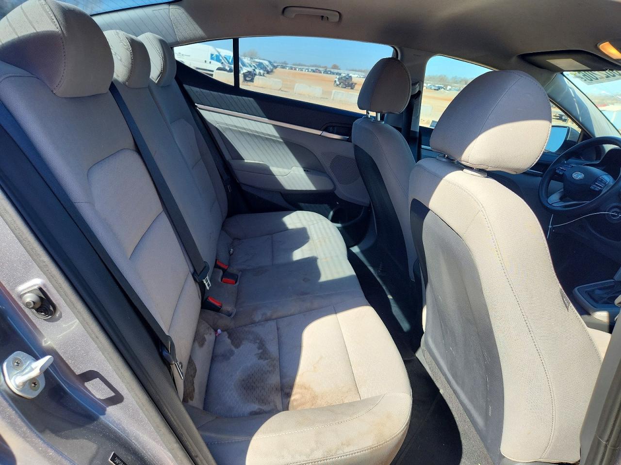 Hyundai ELANTRA Sel