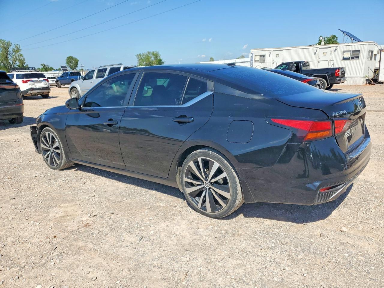 Nissan Altima Sr