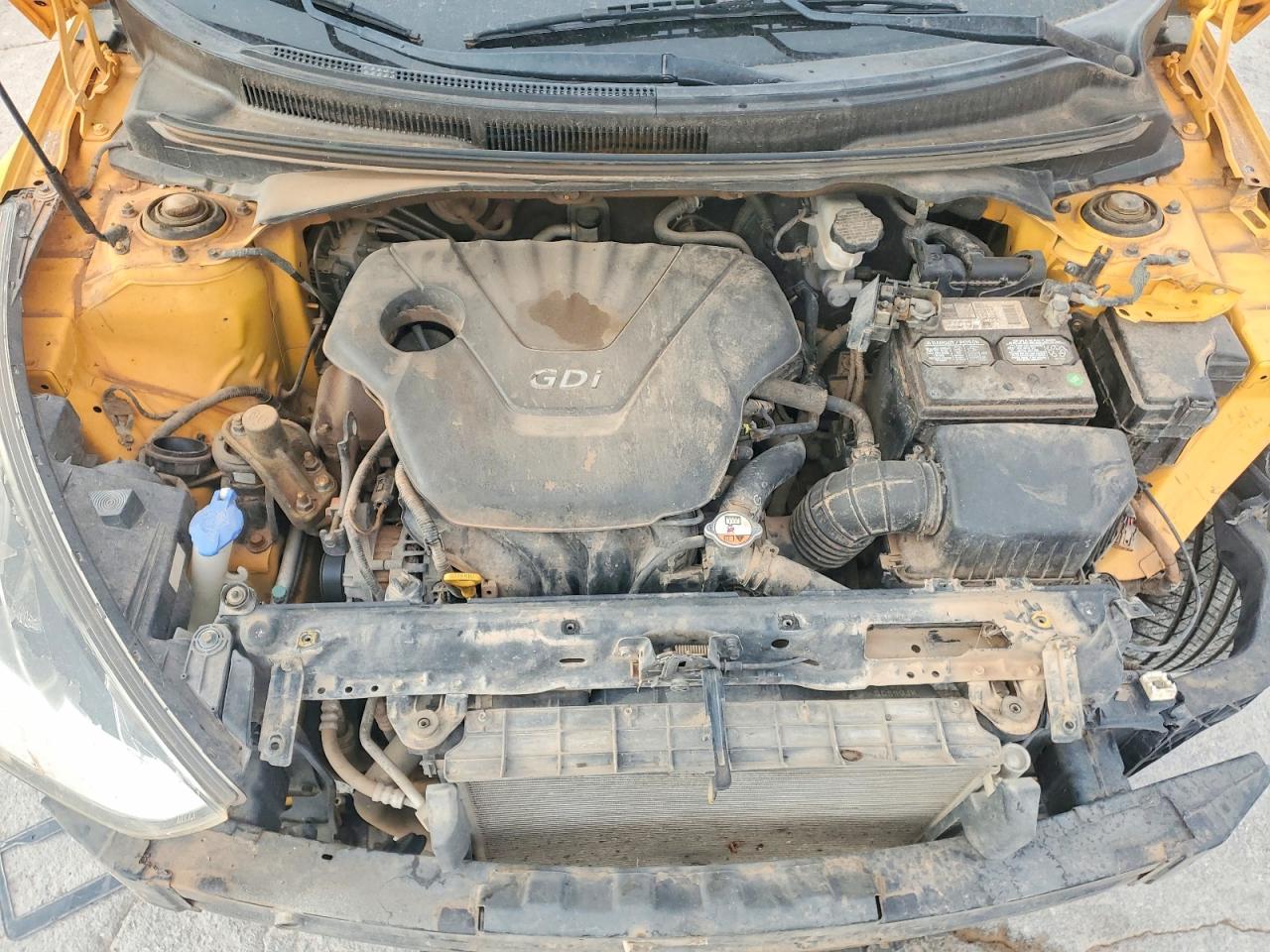 Hyundai VELOSTER Base