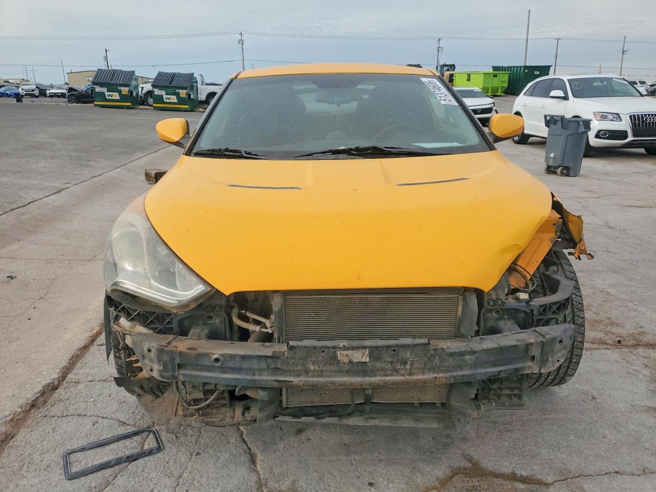 Hyundai VELOSTER Base