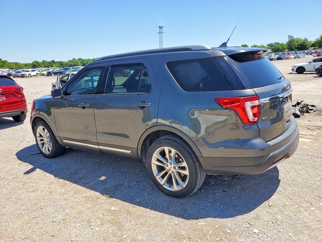 Ford Explorer Xlt
