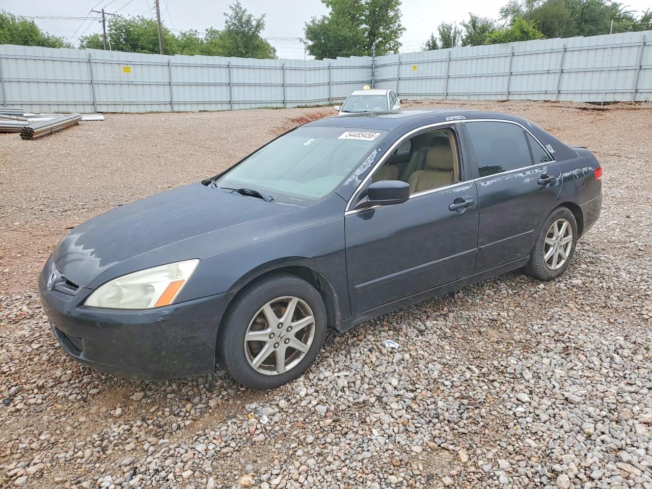 Salvage Honda Accord Image