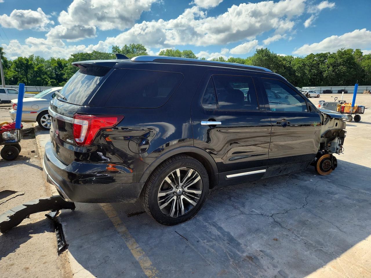Ford Explorer Platinum