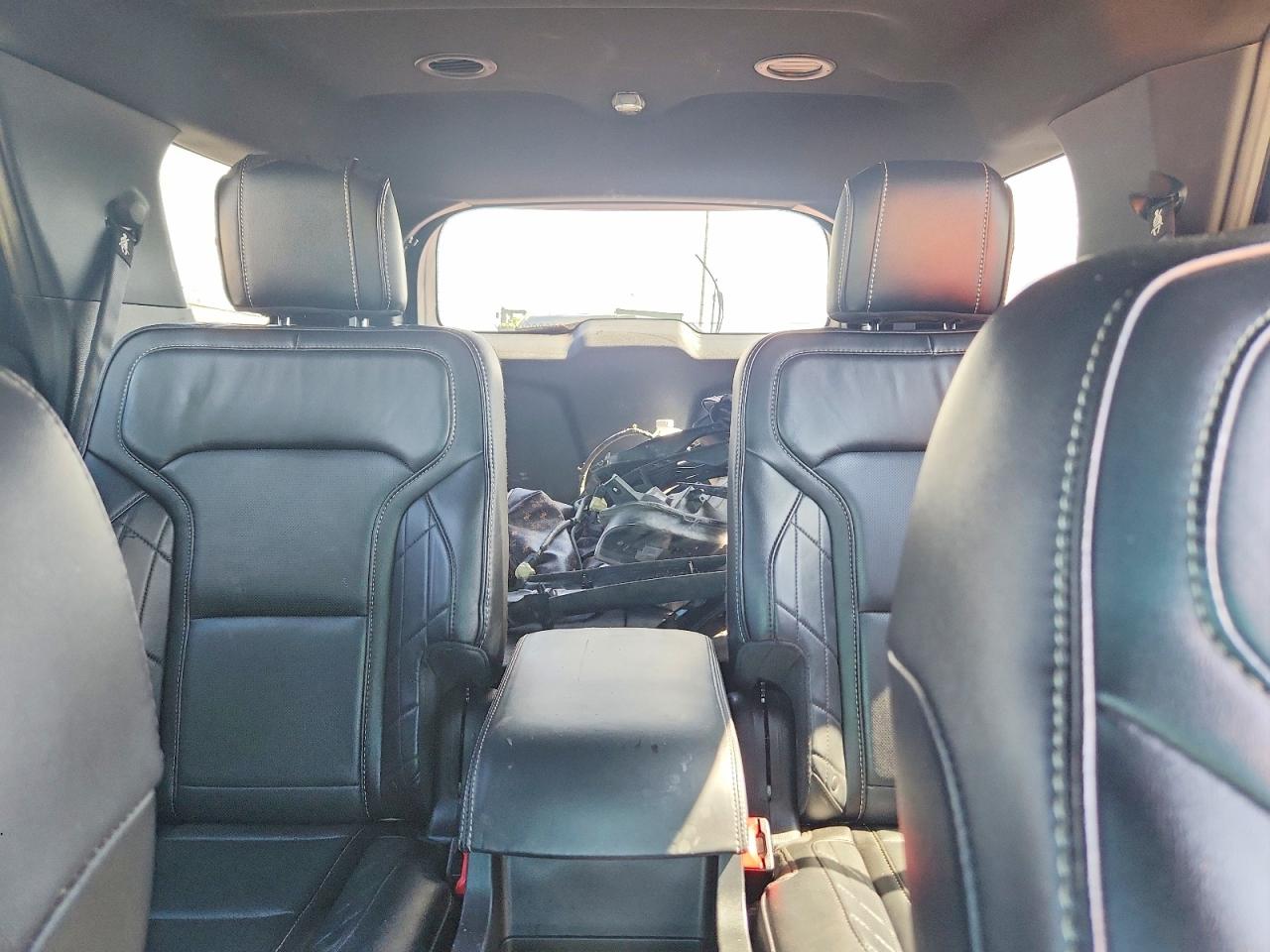 Ford Explorer Platinum