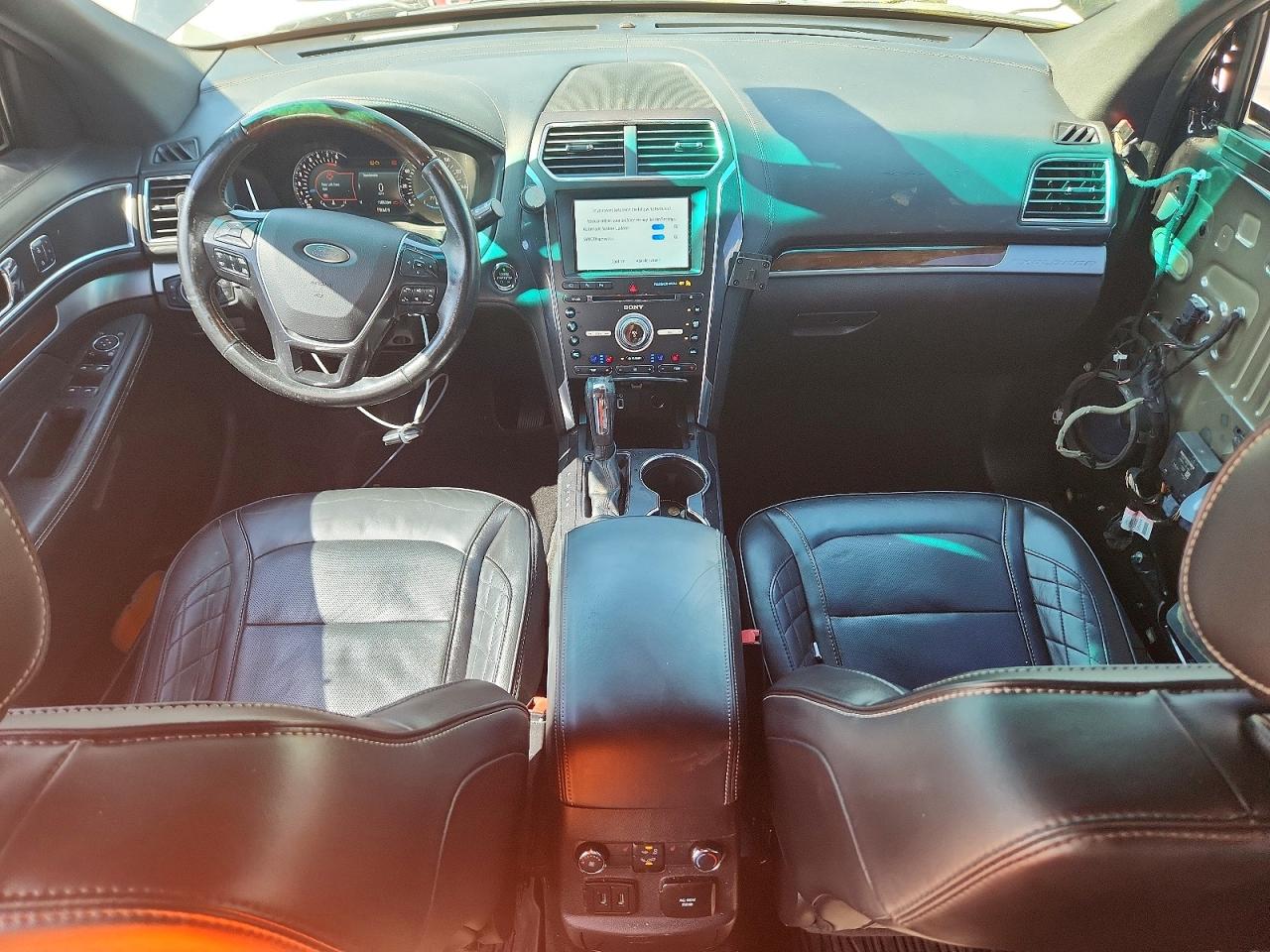 Ford Explorer Platinum