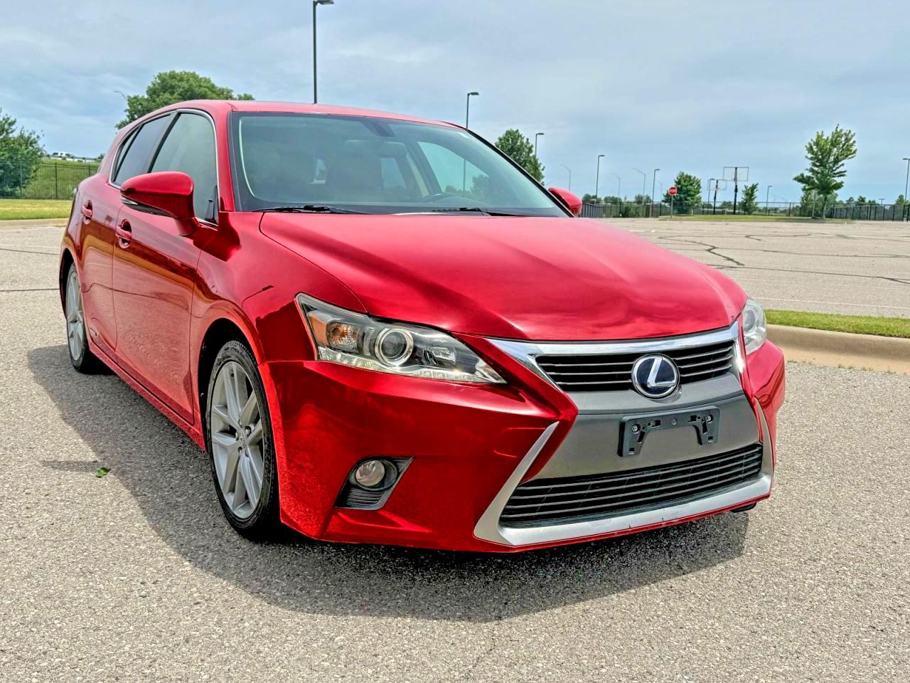 Salvage Lexus Ct Image