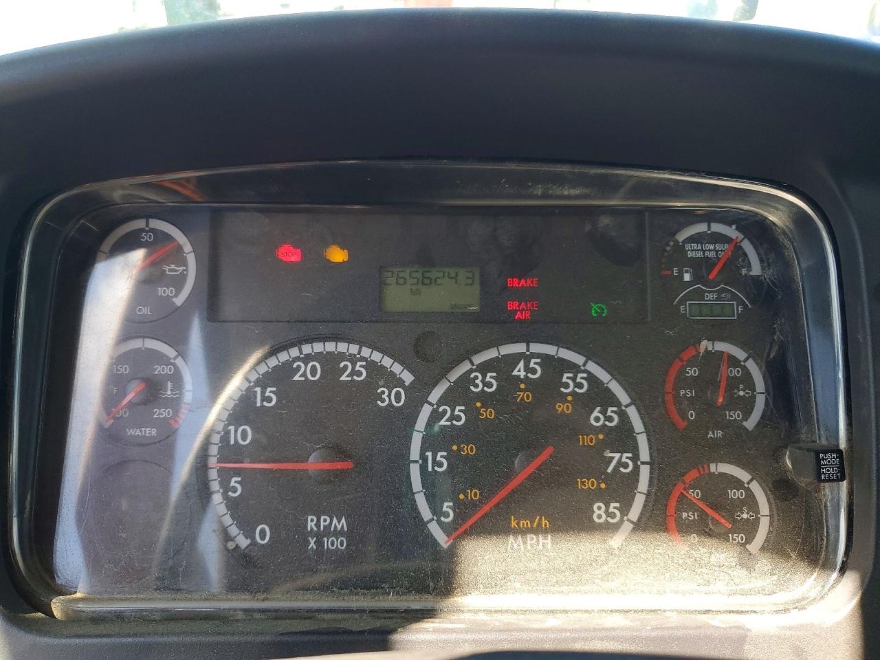 Freightliner M2