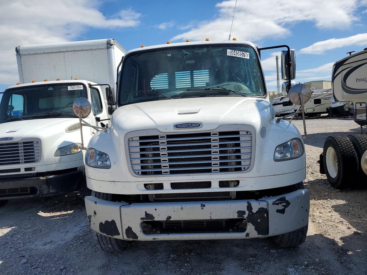 Freightliner M2