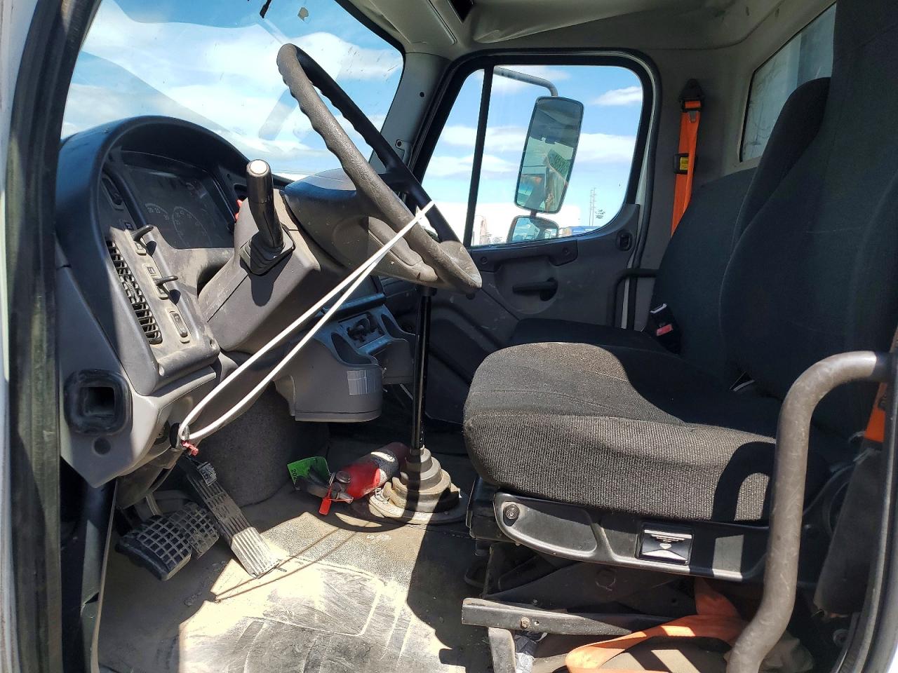 Freightliner M2