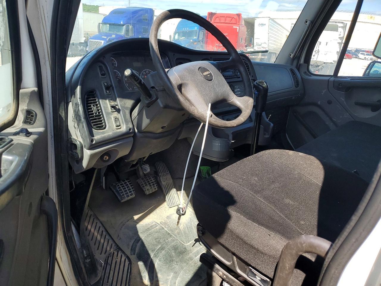 Freightliner M2