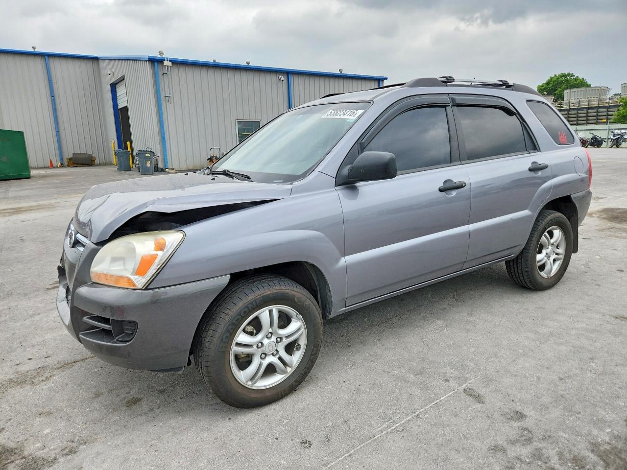 Salvage Kia Sportage Image